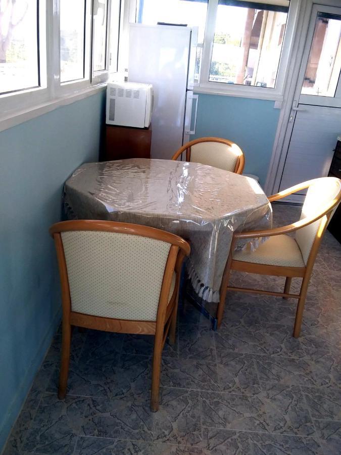 Xi Beach Galaxy Rooms מראה חיצוני תמונה
