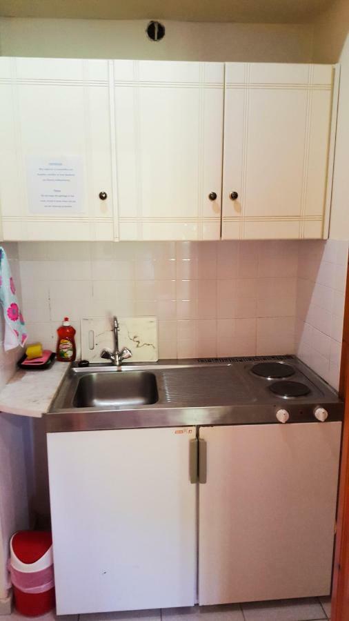 Xi Beach Galaxy Rooms מראה חיצוני תמונה