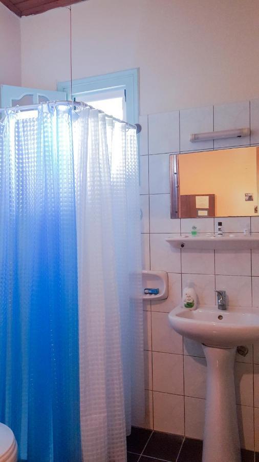 Xi Beach Galaxy Rooms מראה חיצוני תמונה